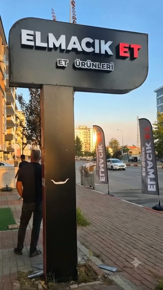 Elmacık Et Totem Tabelası, Uşak